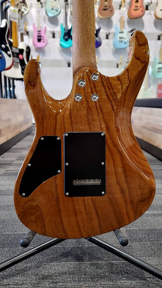Amazon.com: Suhr Firehouse Guitars Exclusive Modern Quilted